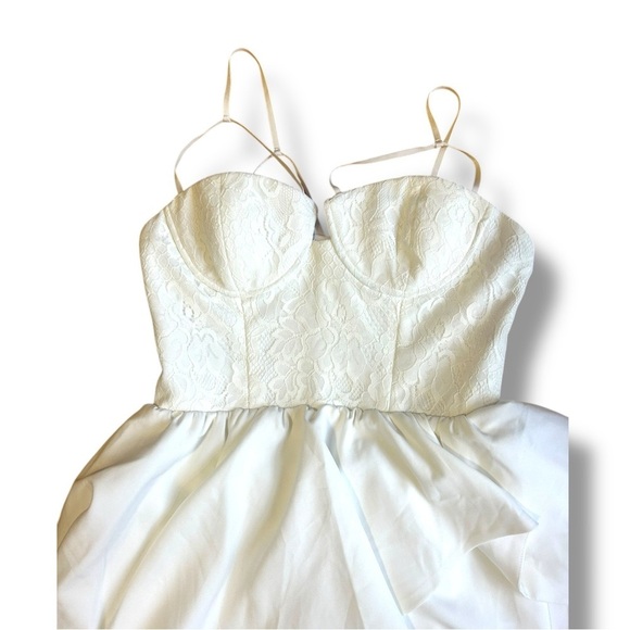 Revolve NBD Swoon Sexy White Bustier Dress Lace Peplum Open Back Bridal Size Sm - Picture 6 of 14